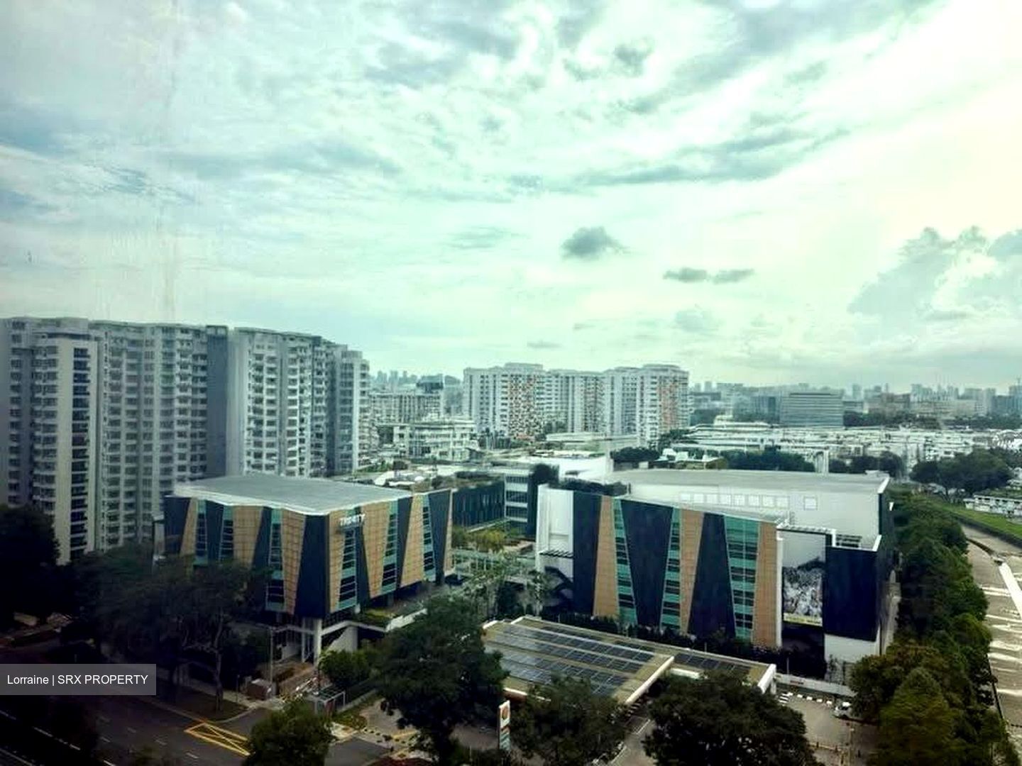 Oxley Bizhub (D14), Factory #588570741